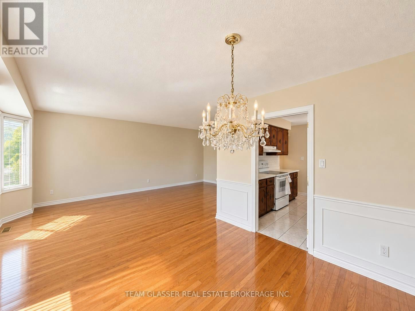 UPPER-7 Harrow Court, London, ON, N6C 5A6 - 10