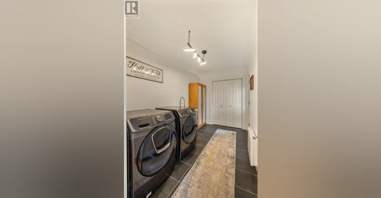 17 Appledore Place, St Johns, NL, A1B 2W8 - 17