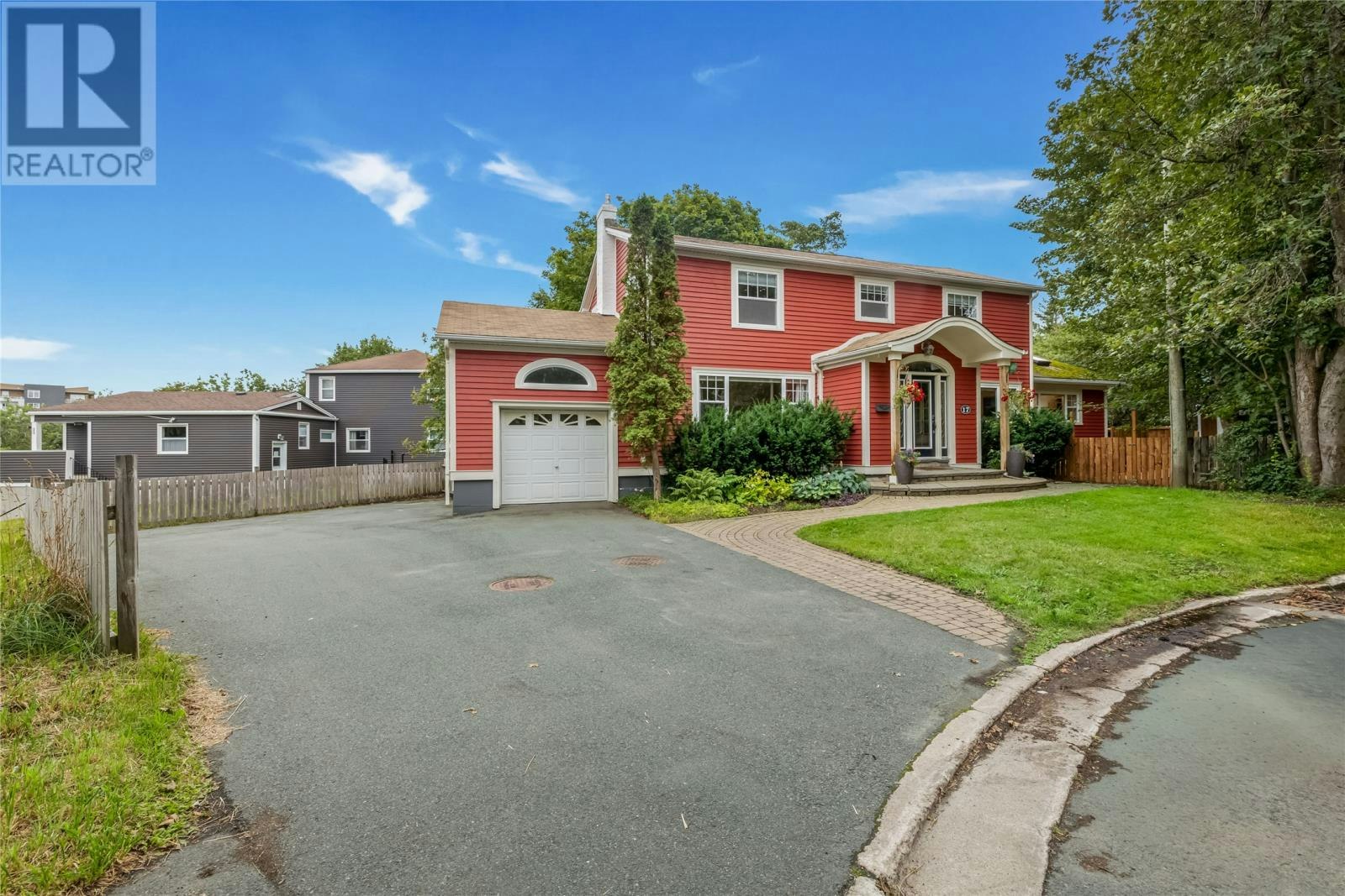 17 Appledore Place, St Johns, NL, A1B 2W8 - 2