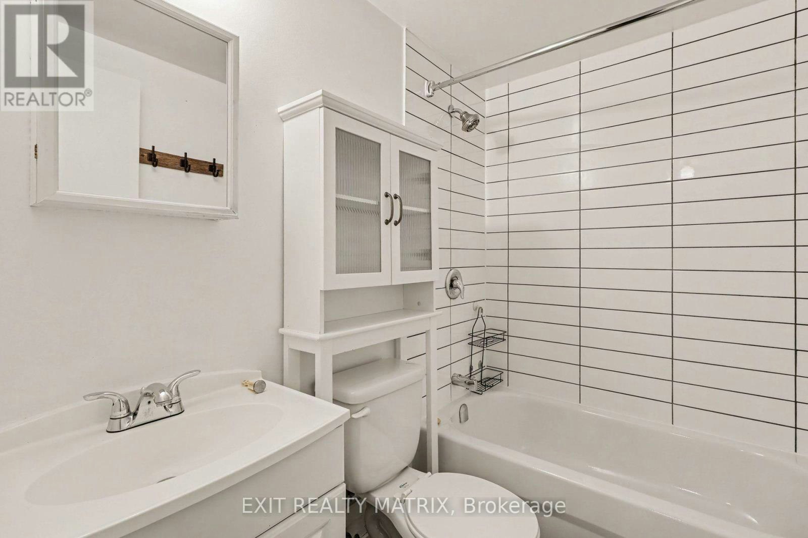 203 C-2044 Arrowsmith Drive, Ottawa, ON, K1J 7V8 - 13