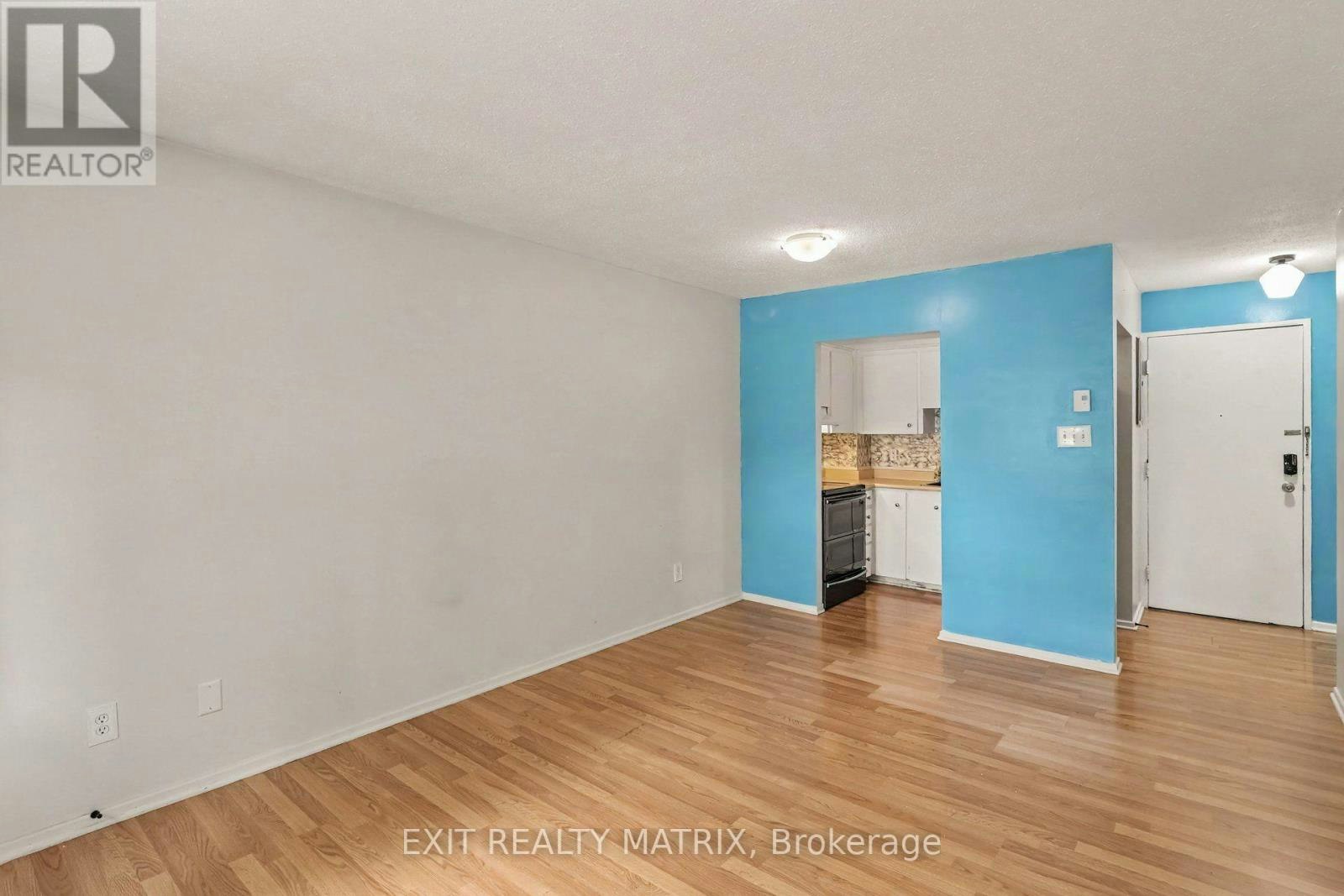 203 C-2044 Arrowsmith Drive, Ottawa, ON, K1J 7V8 - 7