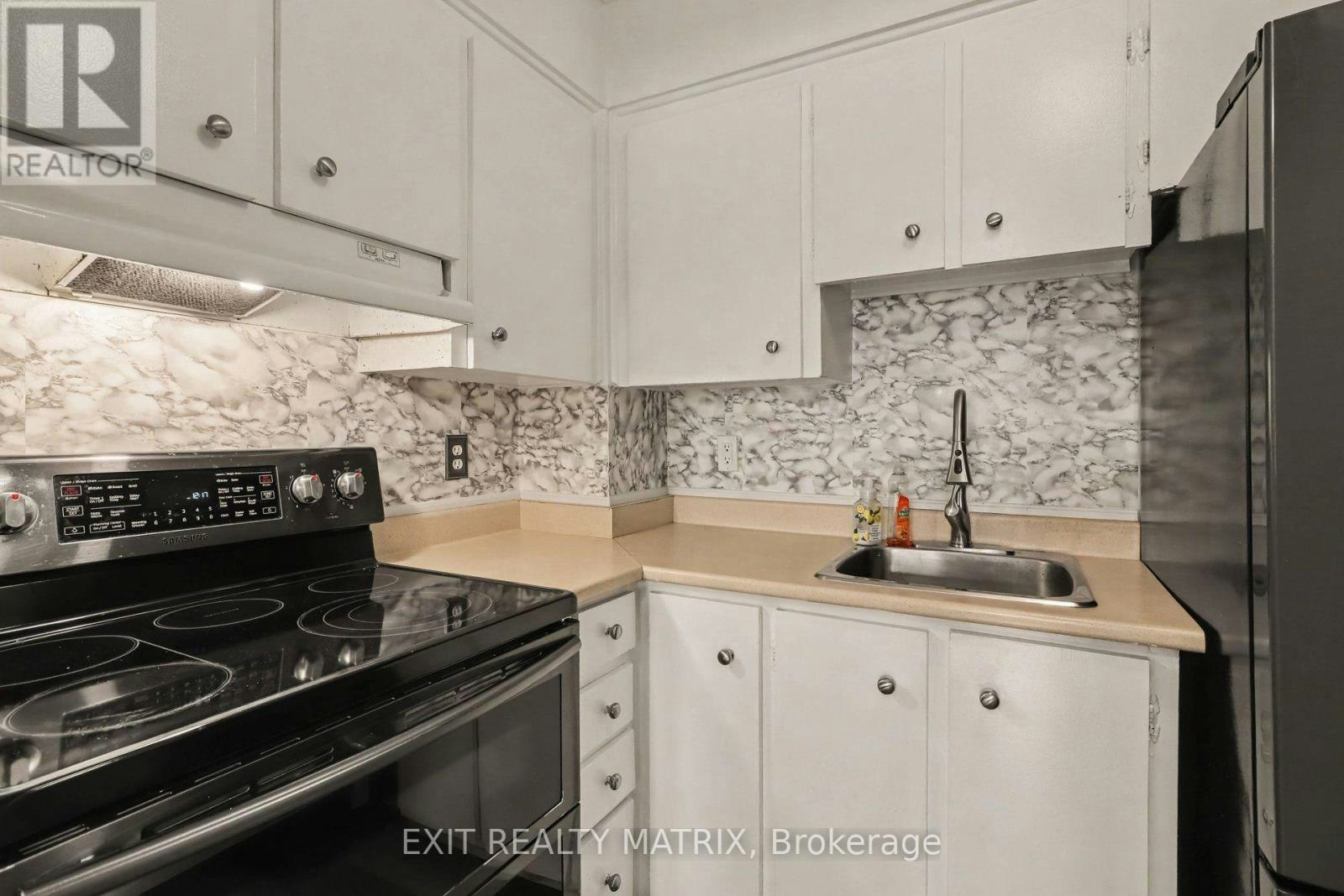 203 C-2044 Arrowsmith Drive, Ottawa, ON, K1J 7V8 - 8