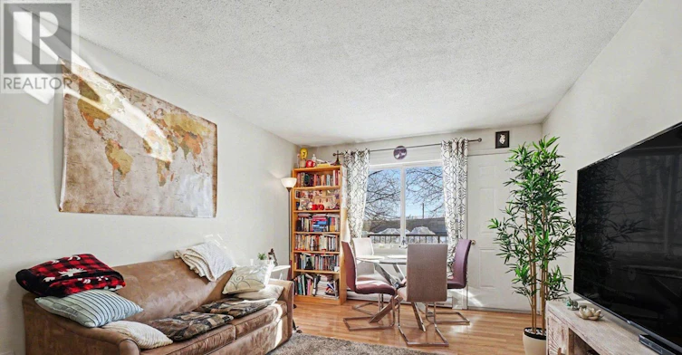 203 C-2044 Arrowsmith Drive, Ottawa, ON, K1J 7V8 - 4
