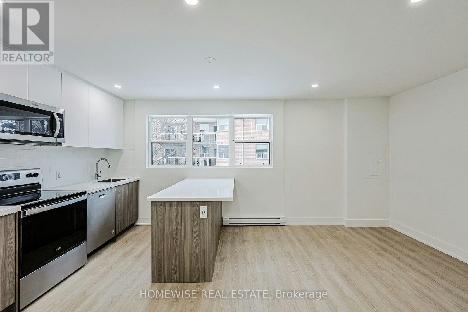 6B-100 Liberty Street N, Clarington, ON, L1C 2M1 - 2