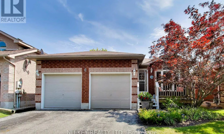 9 Monique Crescent