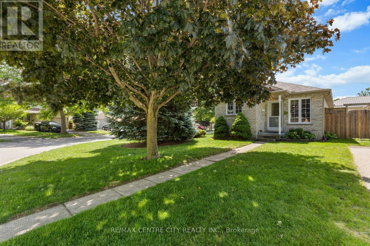 463 Exmouth Circle, London, ON, N5V 5G5