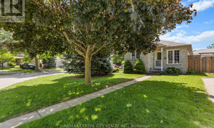 463 Exmouth Circle