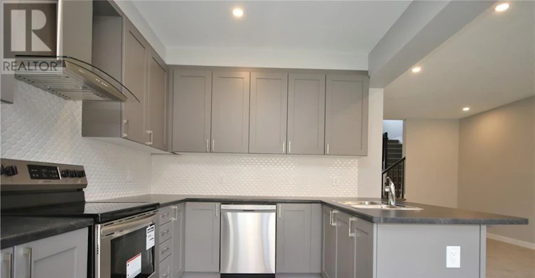 204 Atima Circle, Ottawa, ON, K2J 6T3 - 5