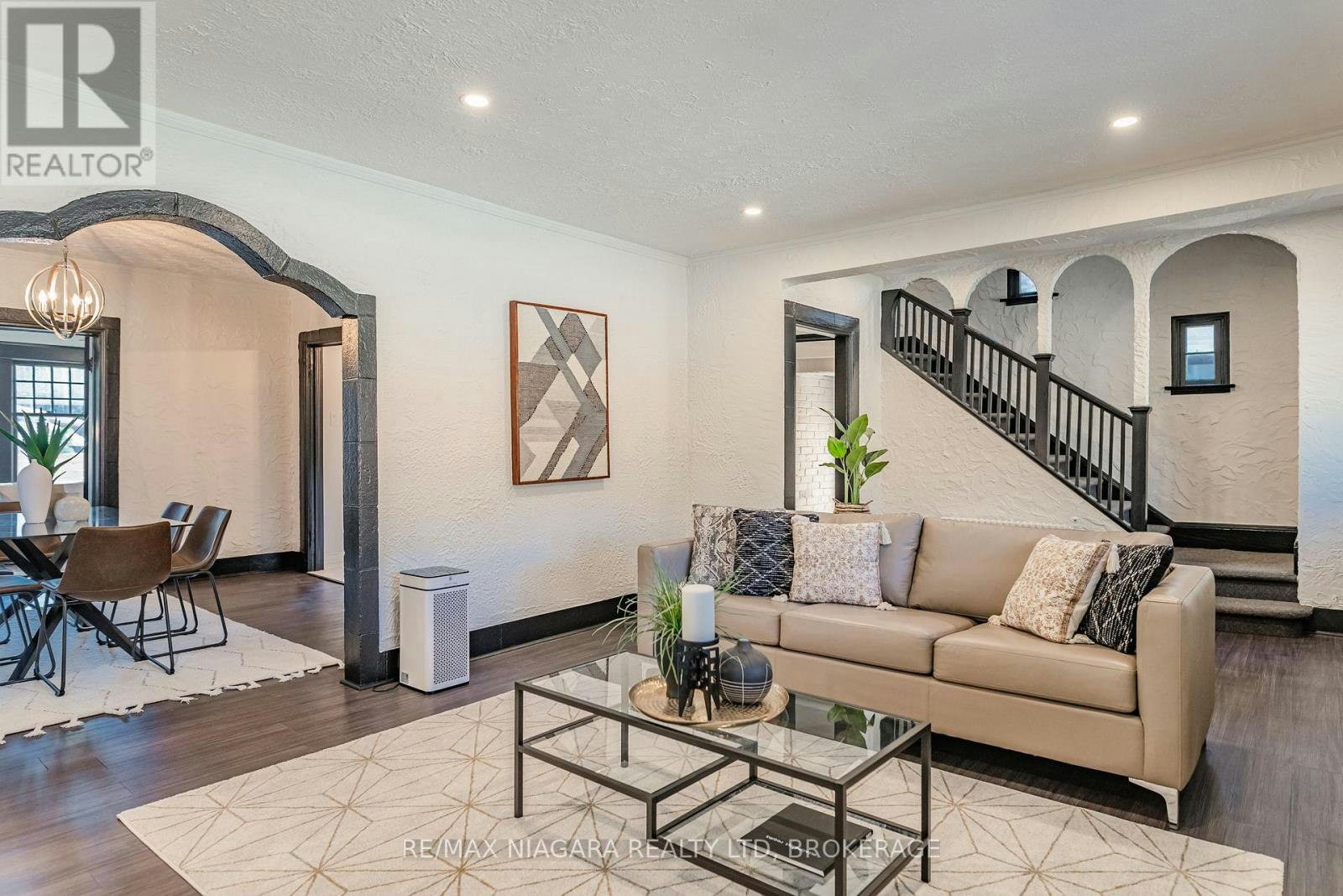 79 Main Street, St. Catharines, ON, L2N 4V1 - 4
