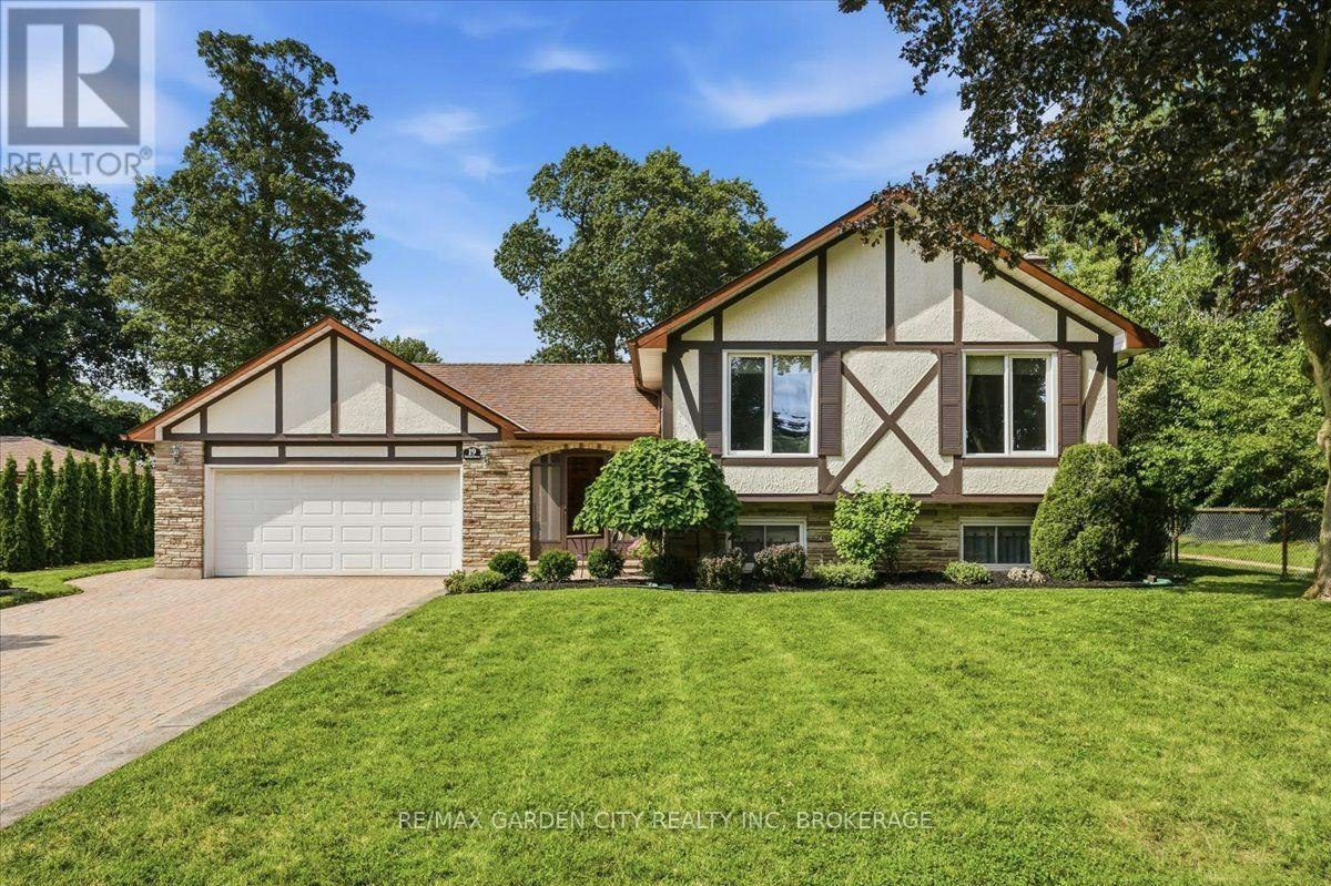 19 Berkhout Terrace, Pelham, ON, L3E 0H3
