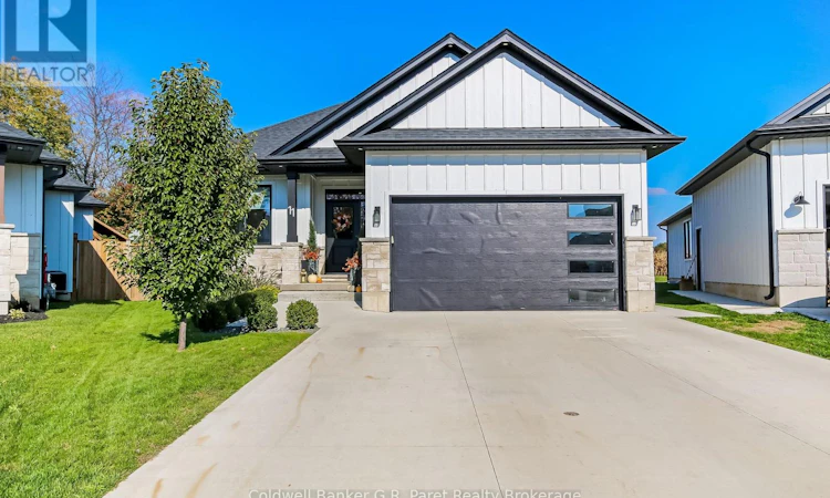 11 Macneil Court