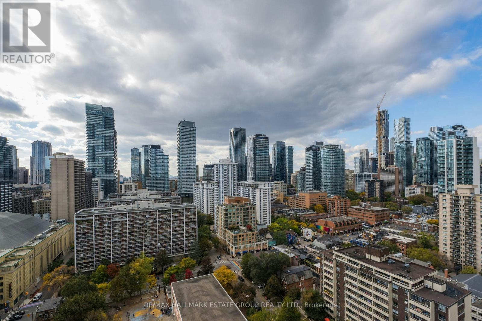 2201-285 Mutual Street, Toronto, ON, M4Y 3C5