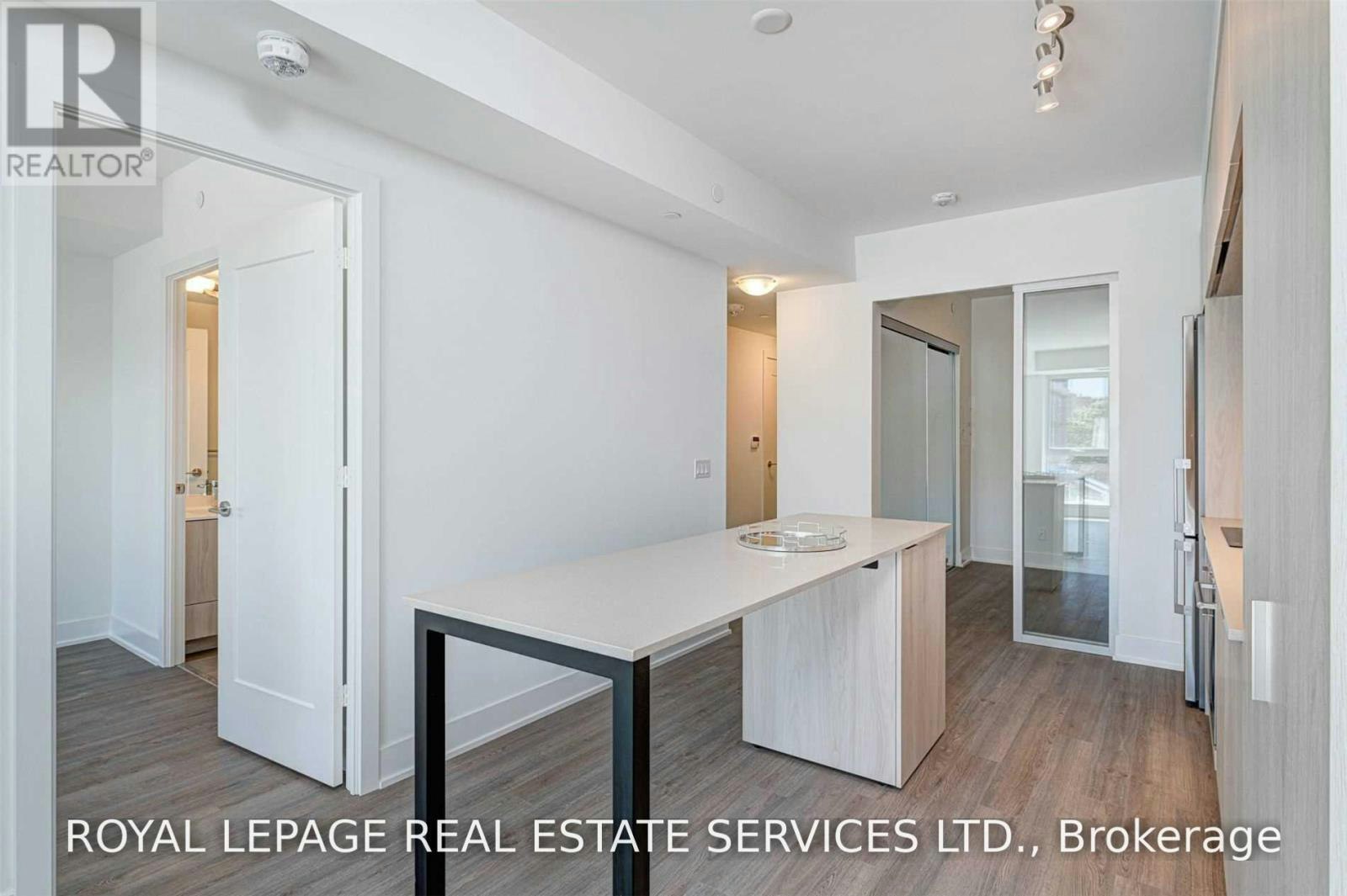 214-1 Belsize Drive, Toronto, ON, M4S 0B9 - 5