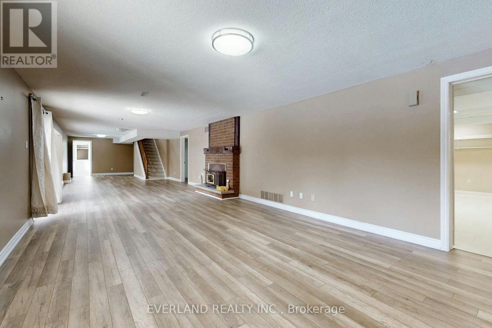 173 Thompson Drive, East Gwillimbury, ON, L9N 1E2 - 18