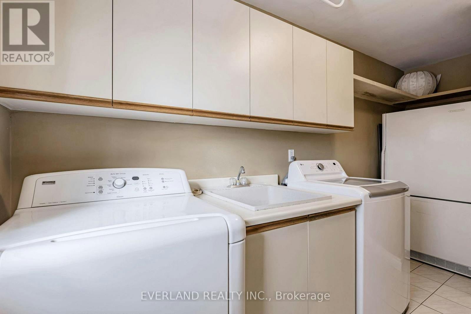 173 Thompson Drive, East Gwillimbury, ON, L9N 1E2 - 7