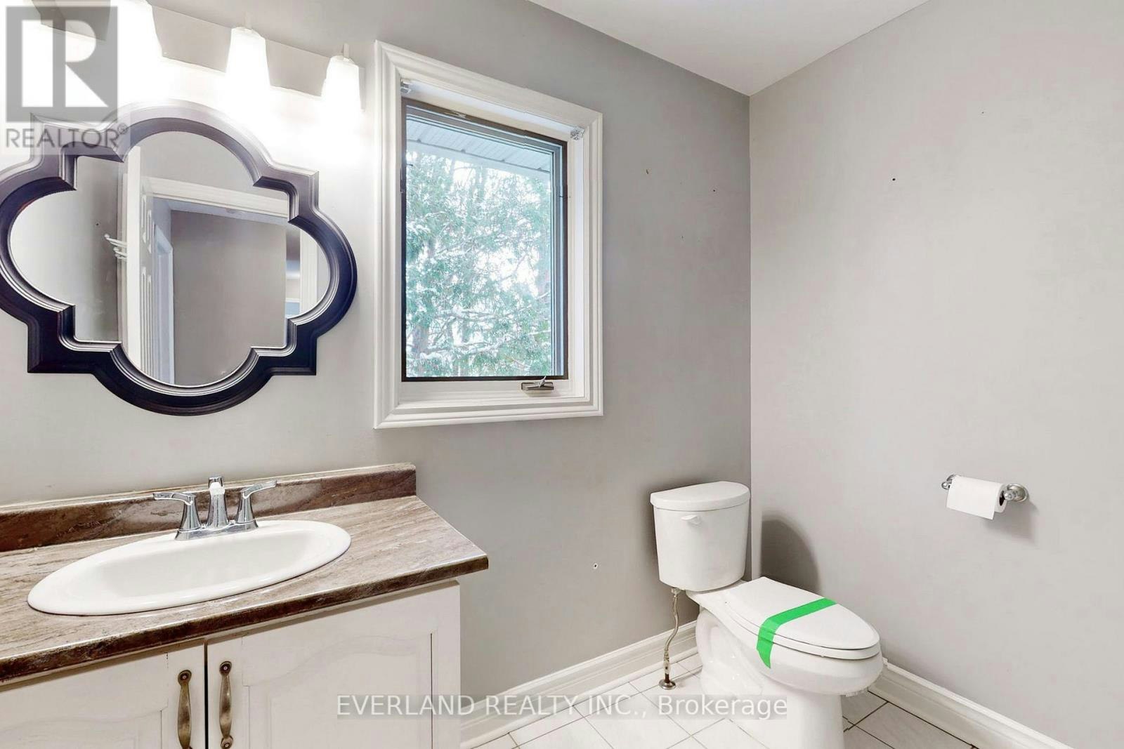 173 Thompson Drive, East Gwillimbury, ON, L9N 1E2 - 15