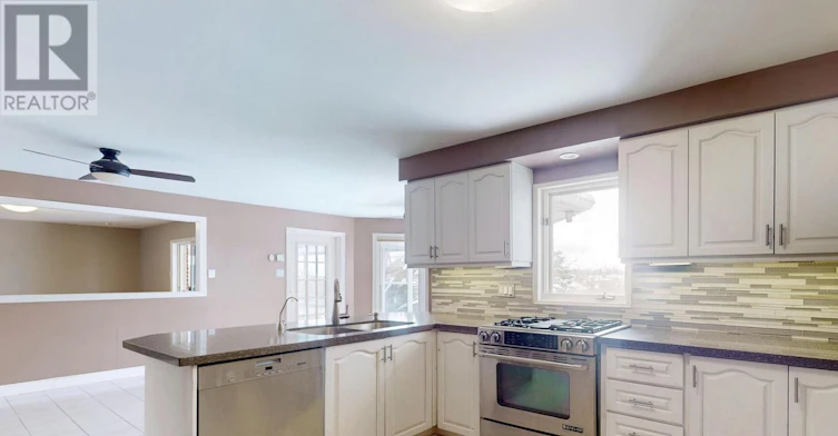 173 Thompson Drive, East Gwillimbury, ON, L9N 1E2 - 6