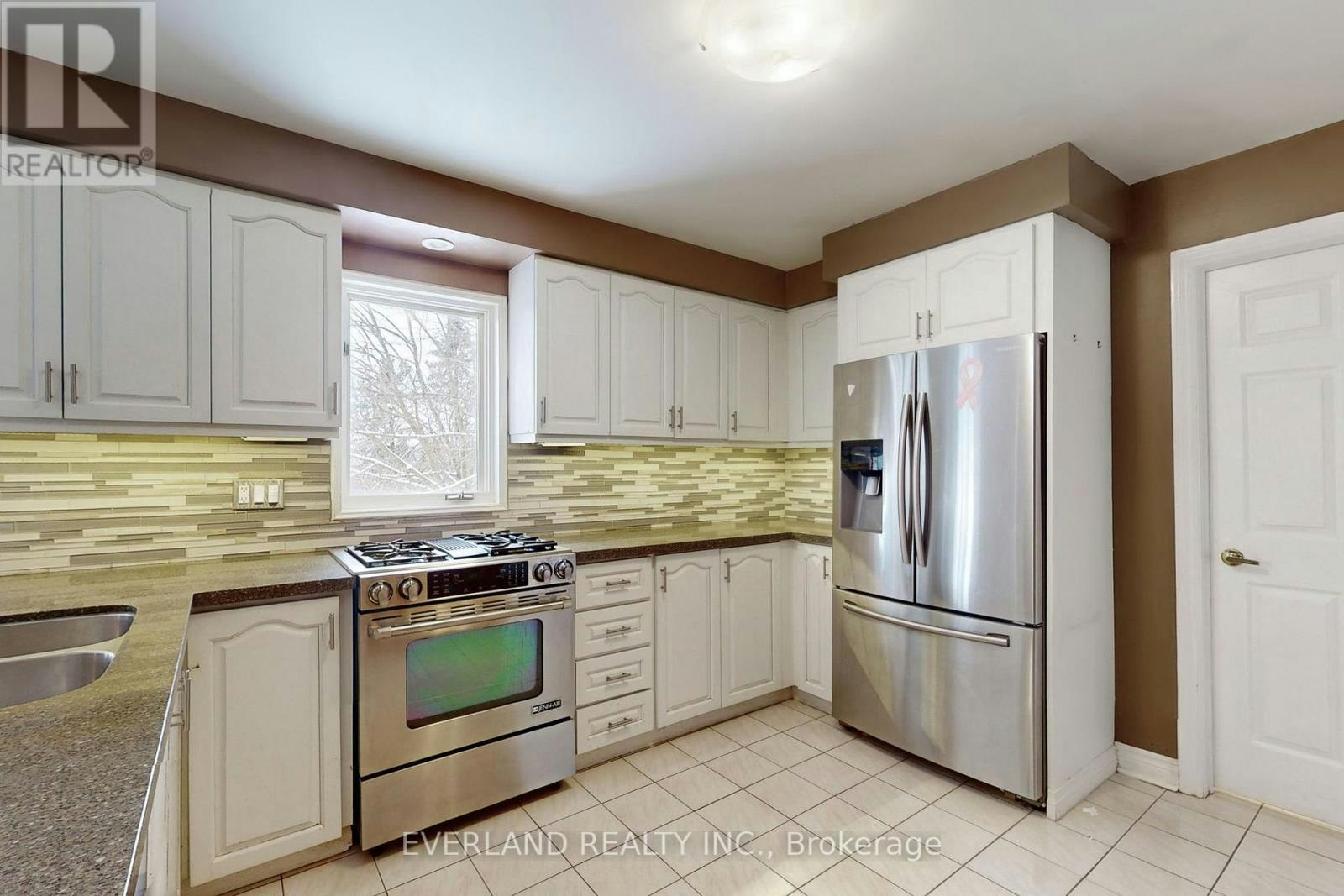173 Thompson Drive, East Gwillimbury, ON, L9N 1E2 - 5