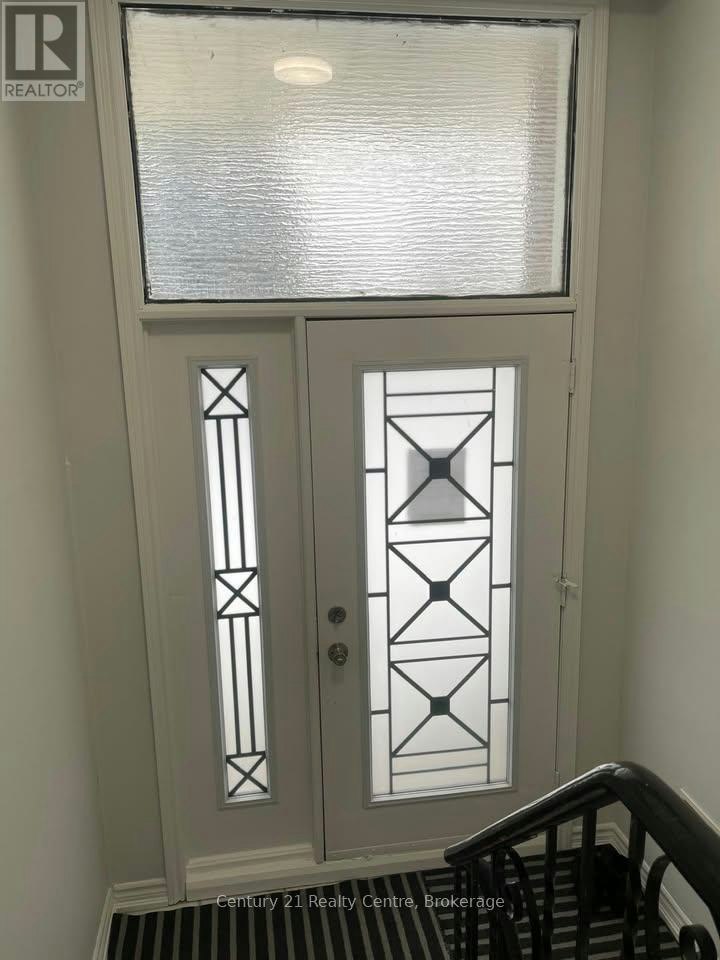 UPPER LVL-19 Athlone Avenue, Brampton, ON, L6T 2N5 - 2