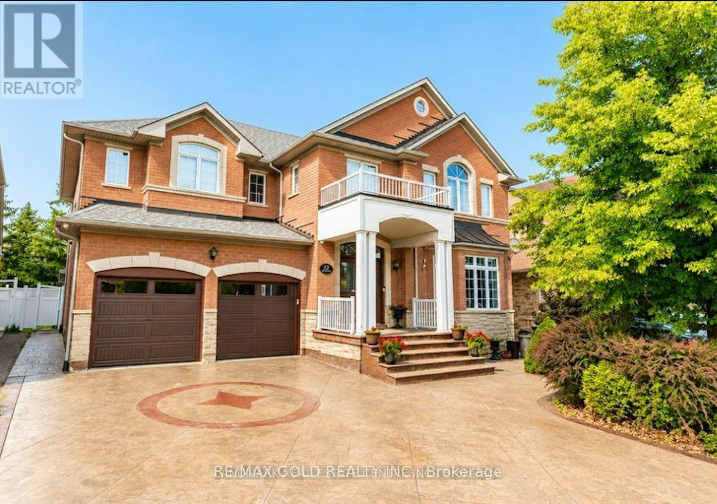 12 Highvalley Circle, Brampton, ON, L6P 2C6