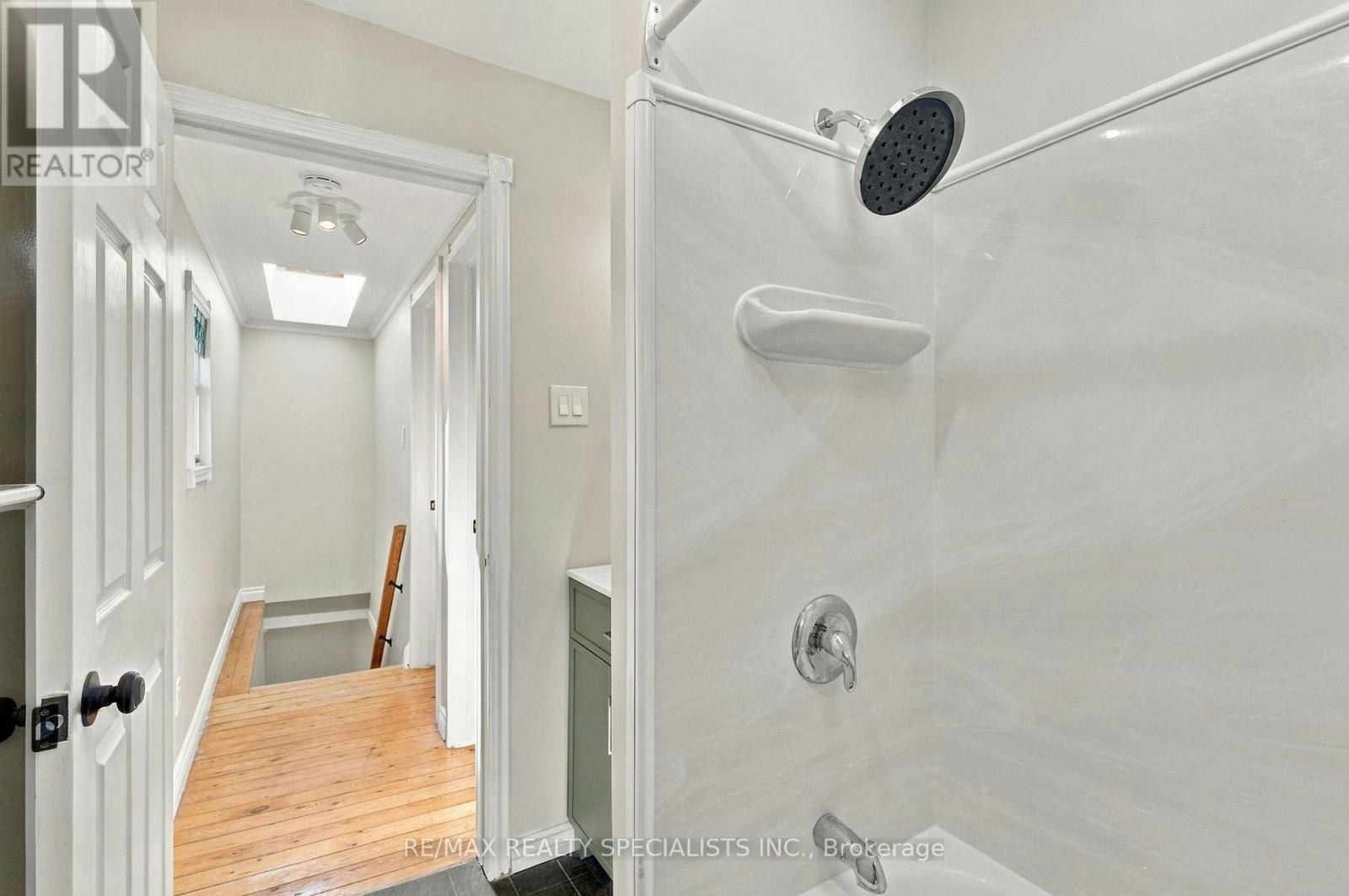 141 Lake Crescent, Toronto, ON, M8V 1W2 - 33