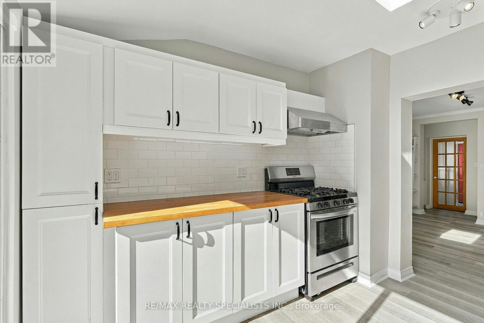 141 Lake Crescent, Toronto, ON, M8V 1W2 - 6