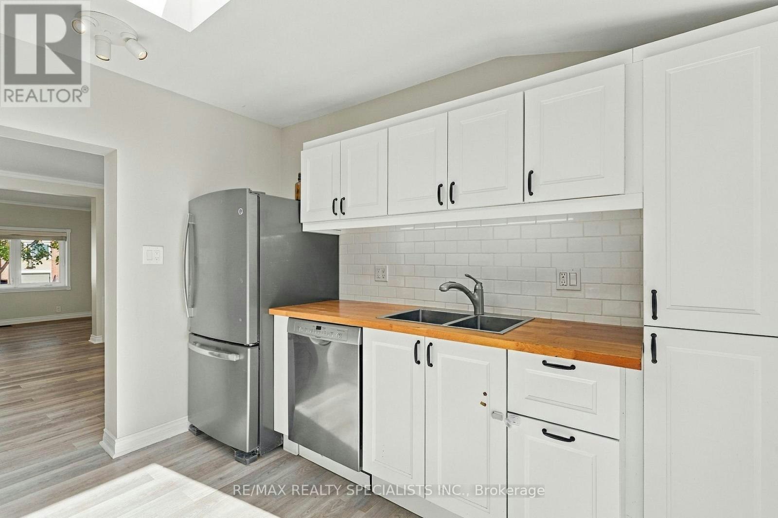141 Lake Crescent, Toronto, ON, M8V 1W2 - 11