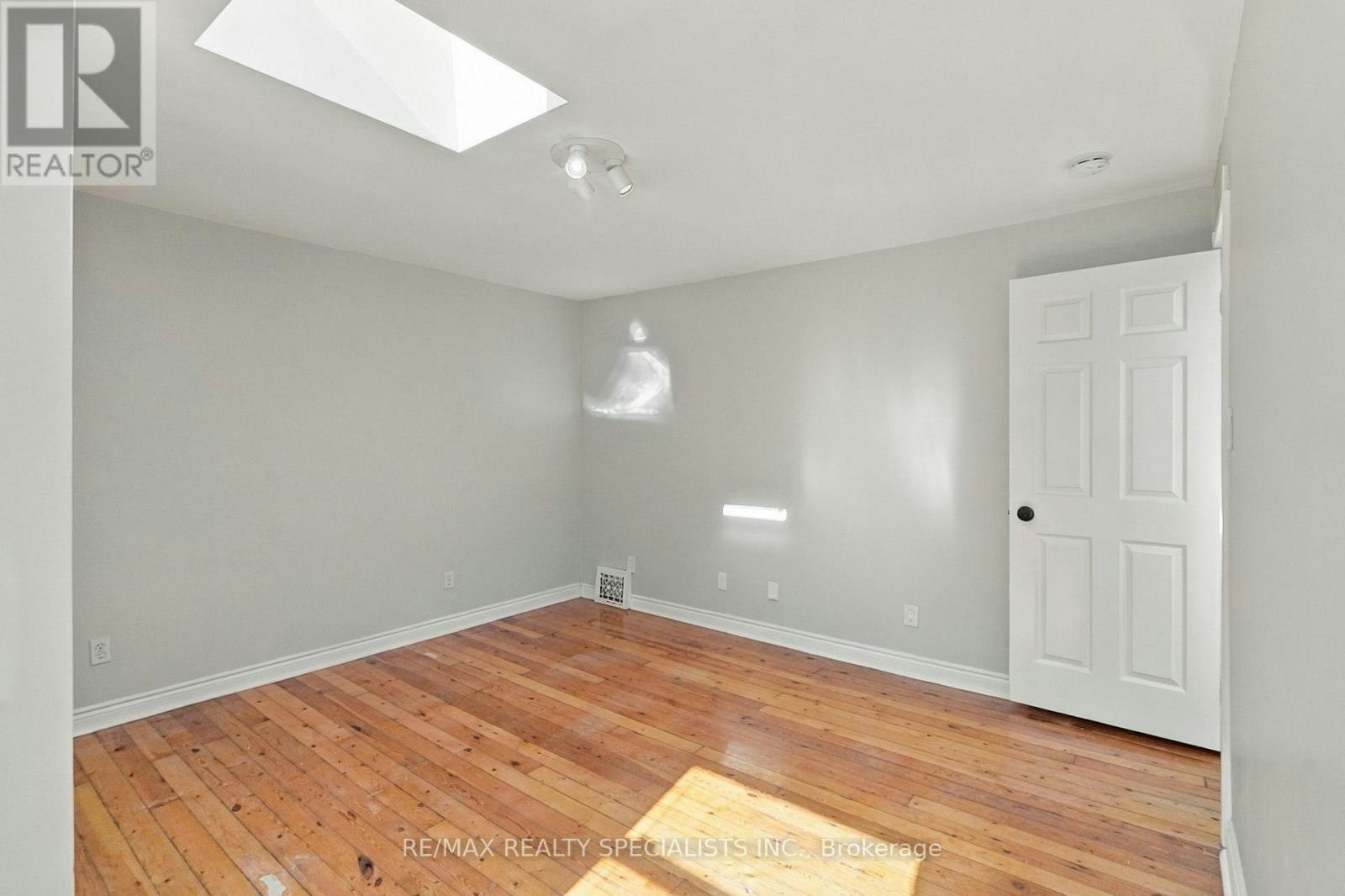 141 Lake Crescent, Toronto, ON, M8V 1W2 - 27