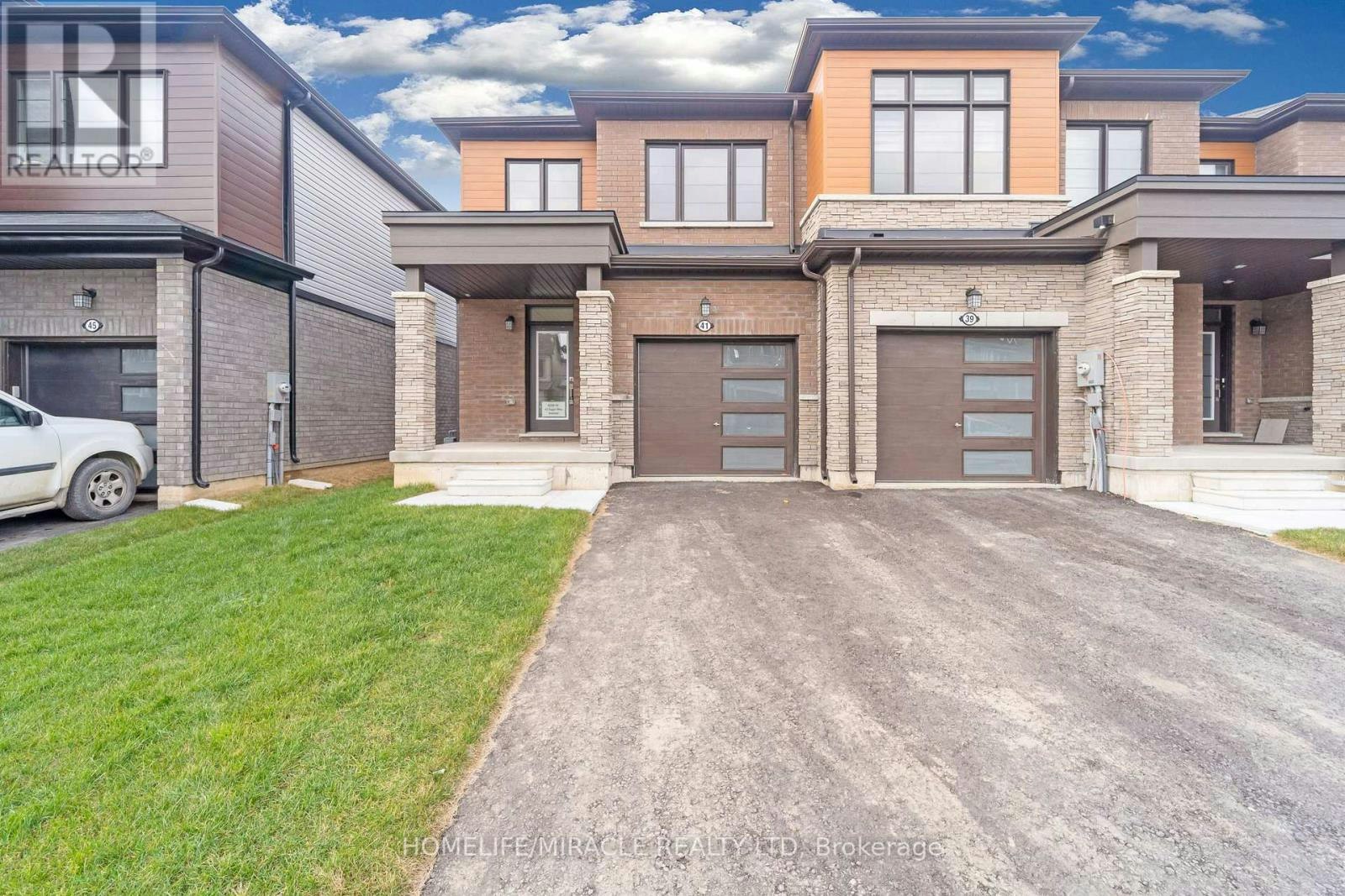 41 Sugar May Avenue, Thorold, ON, L2V 0K9 - 3