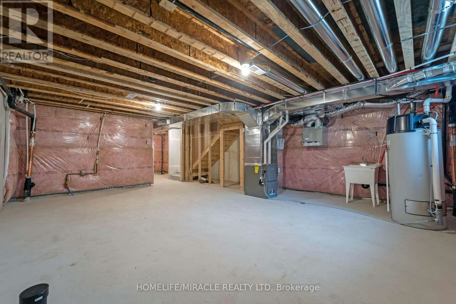 41 Sugar May Avenue, Thorold, ON, L2V 0K9 - 35