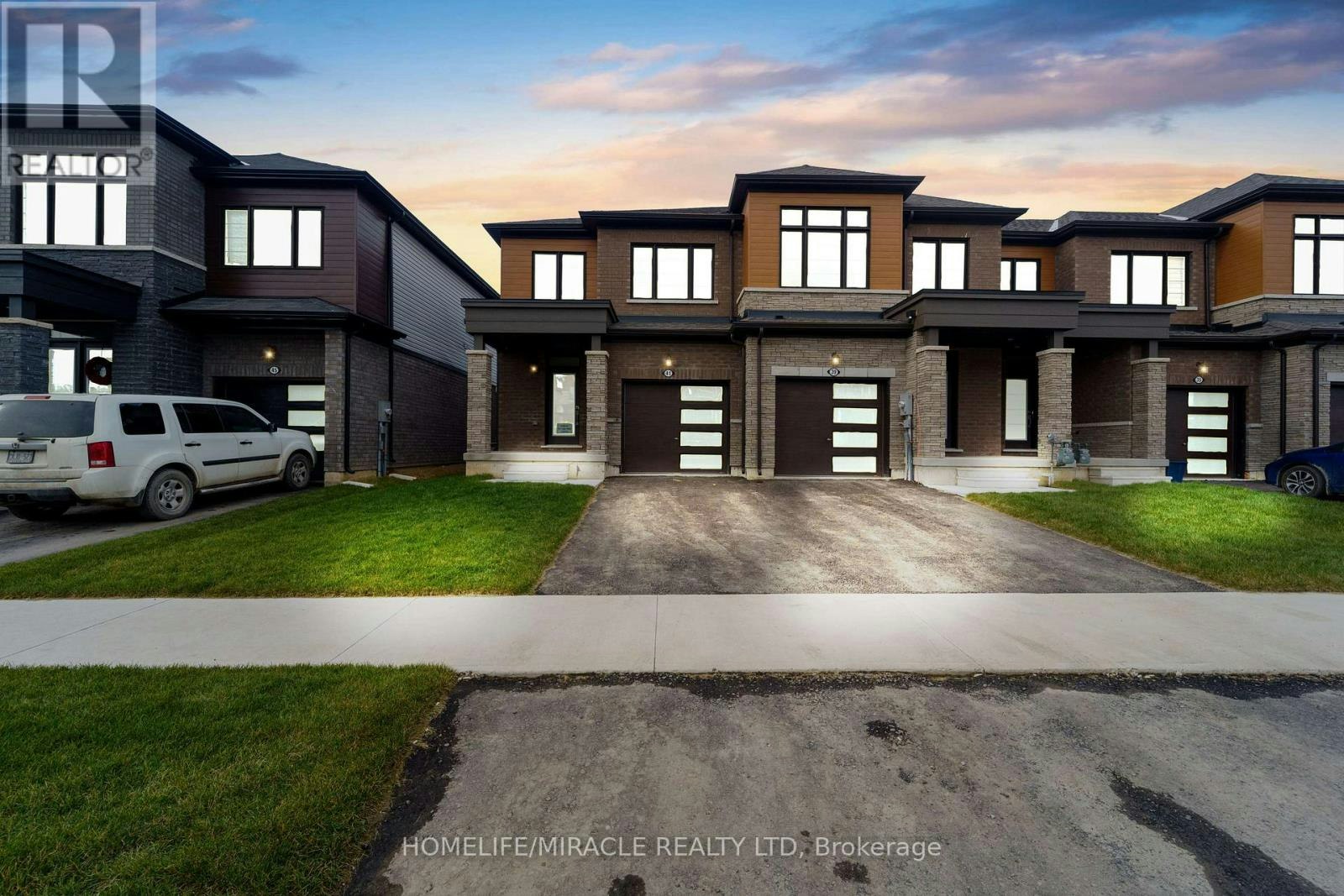 41 Sugar May Avenue, Thorold, ON, L2V 0K9