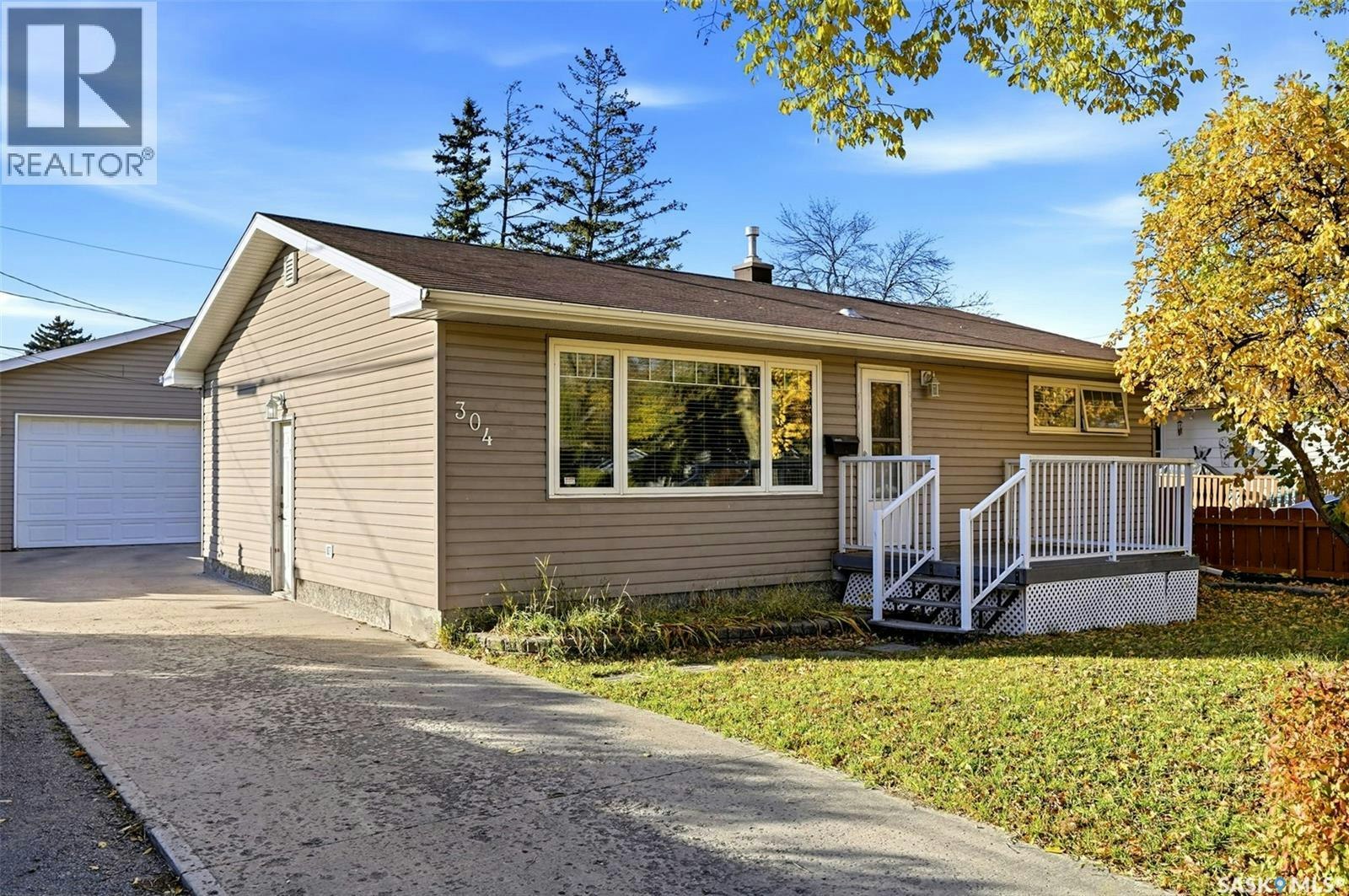 304 Halifax Street N, Regina, SK, S4R 2W8