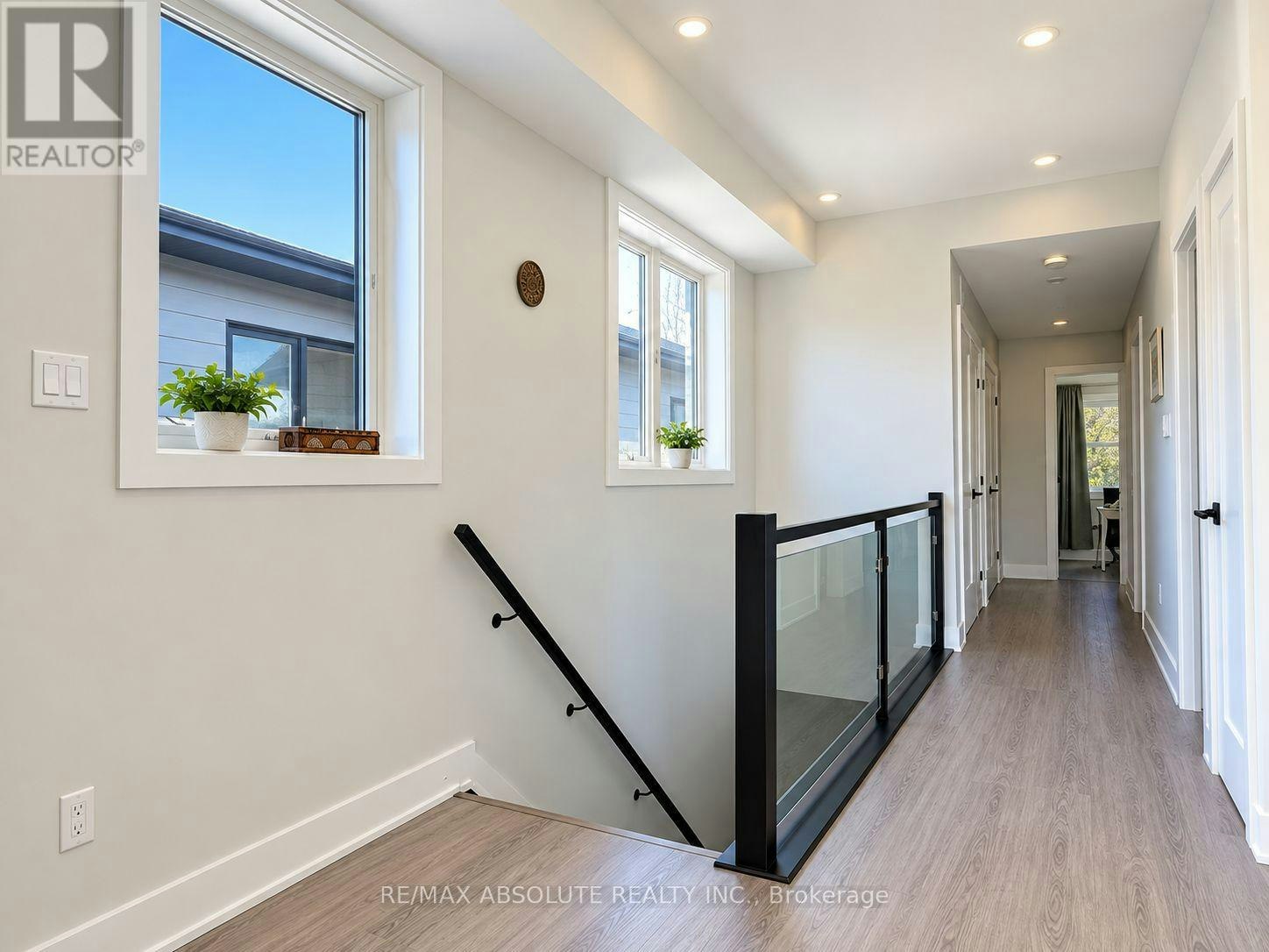 3-300 Elmgrove Avenue, Ottawa, ON, K1Z 6V1 - 9