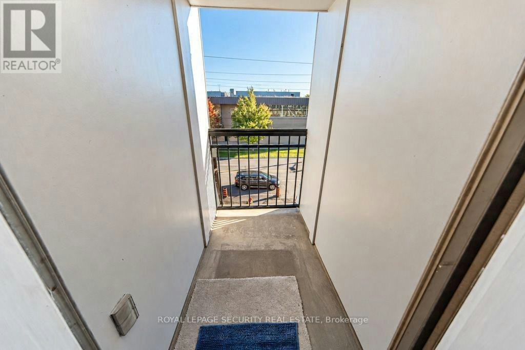 134A Finch Avenue W, Toronto, ON, M2N 2H9 - 37