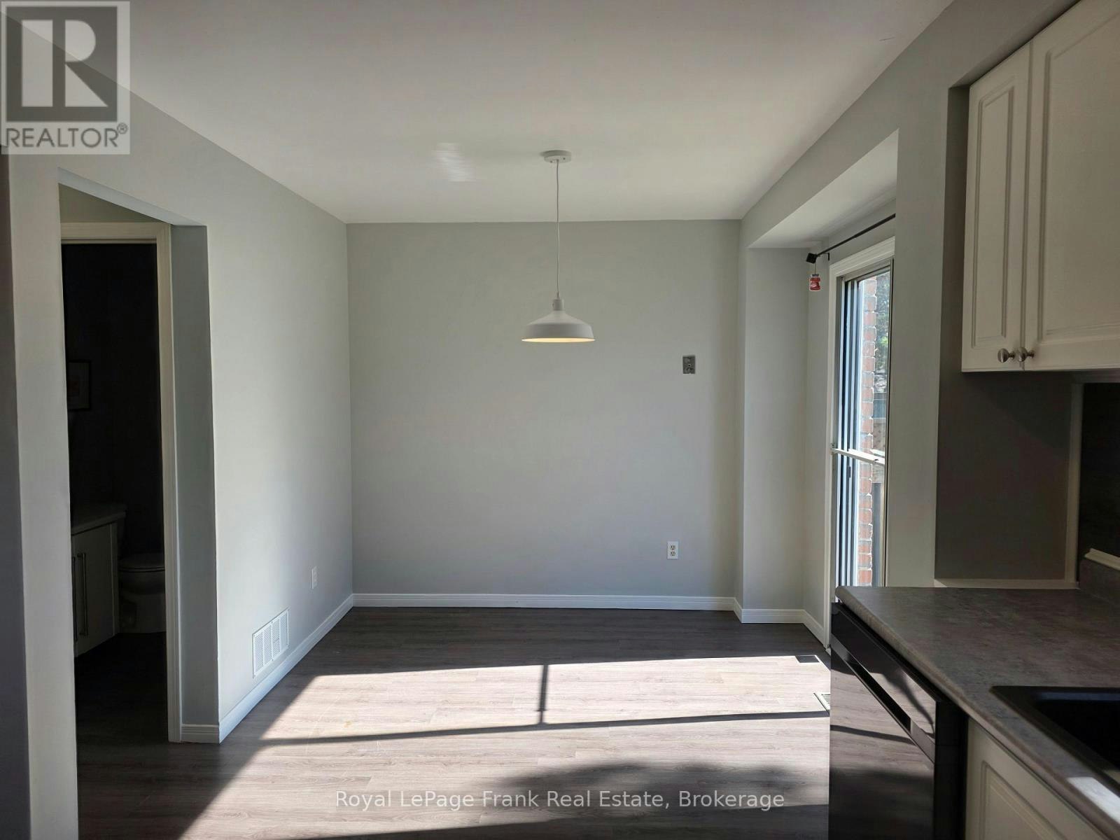 35 Kingsview Court, Clarington, ON, L1E 1E7 - 8