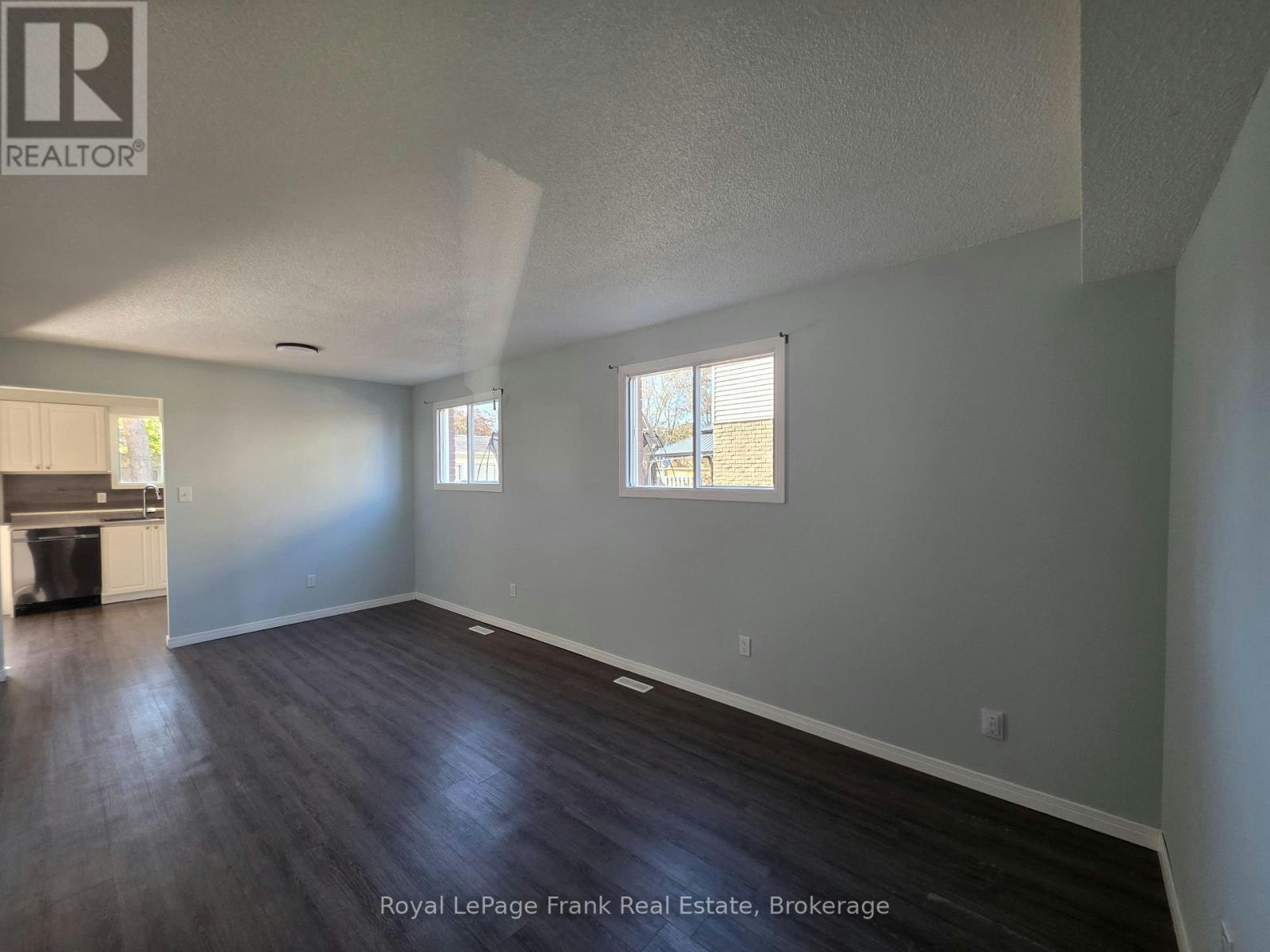 35 Kingsview Court, Clarington, ON, L1E 1E7 - 12