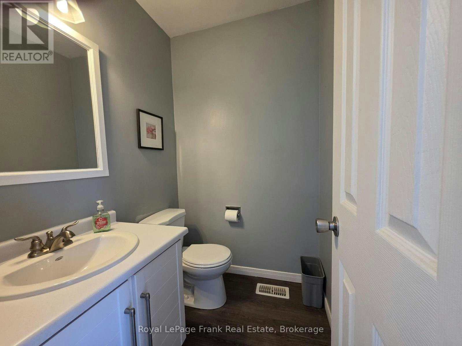 35 Kingsview Court, Clarington, ON, L1E 1E7 - 5