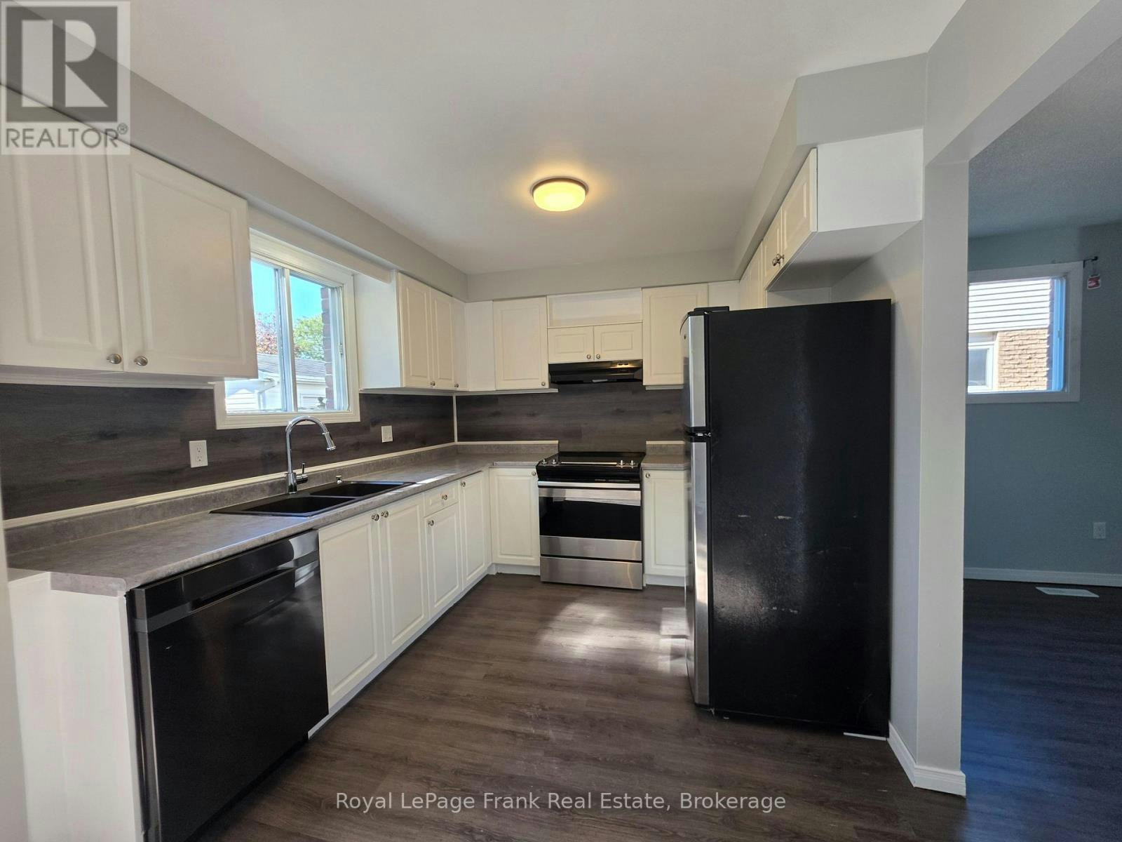 35 Kingsview Court, Clarington, ON, L1E 1E7 - 10