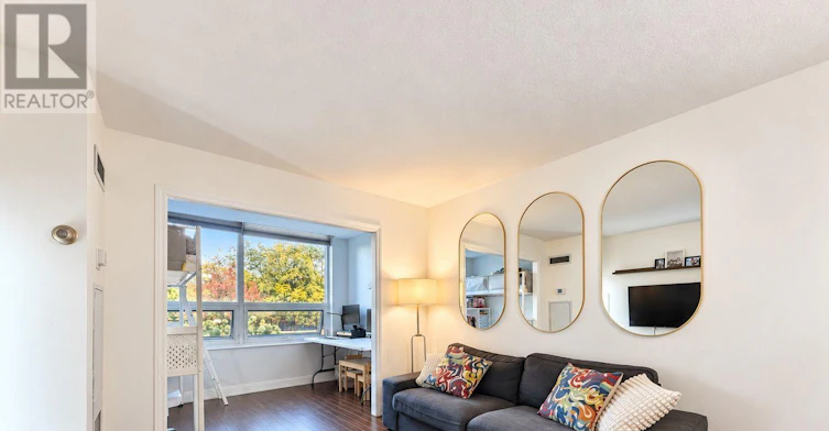 115-326 Major Mackenzie Drive E, Richmond Hill, ON, L4C 8T4 - 5
