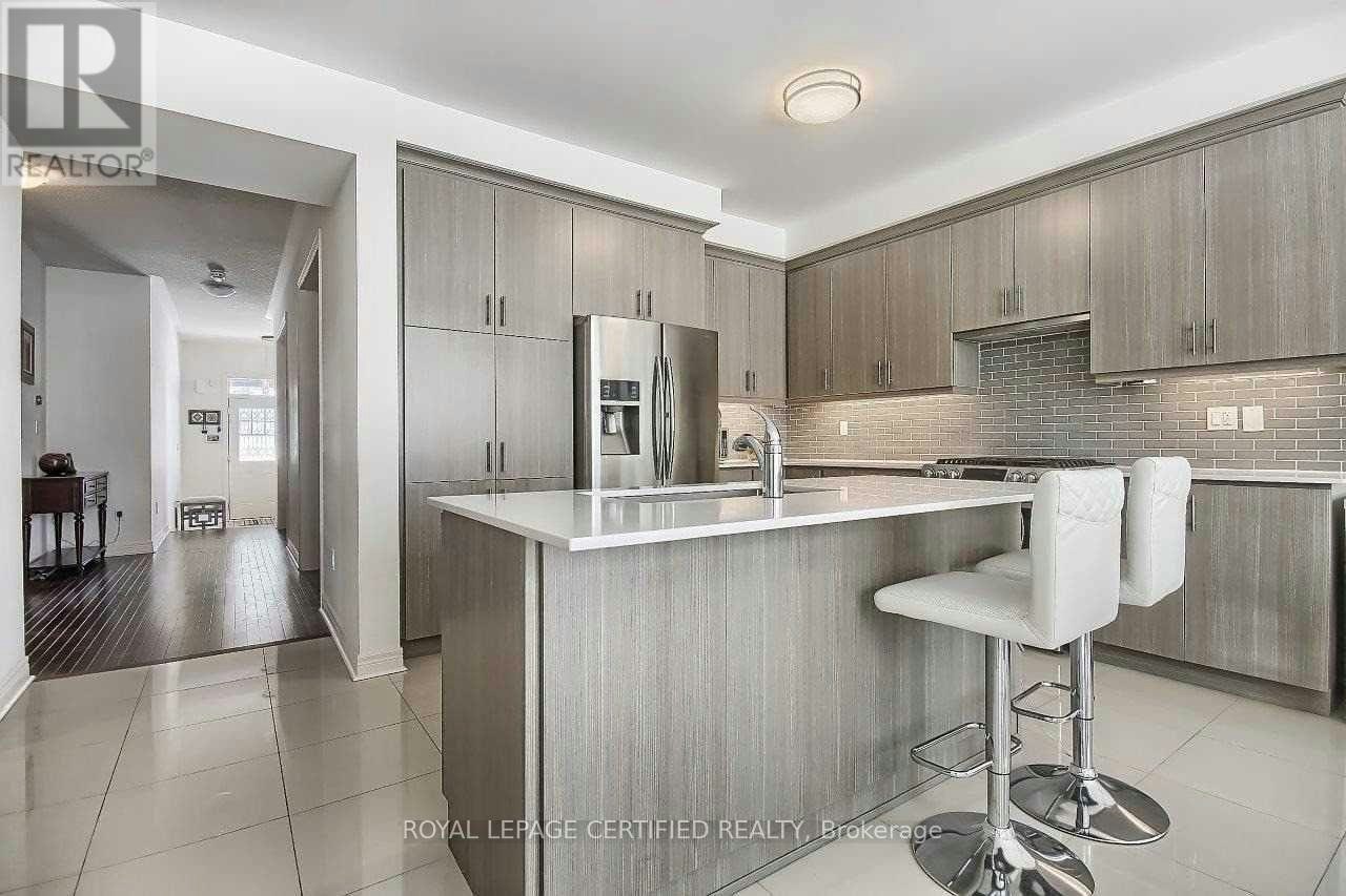 170 Gibson Circle, Bradford West Gwillimbury, ON, L6B 1H9 - 8
