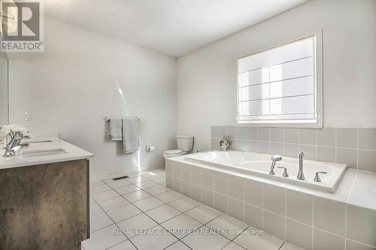 170 Gibson Circle, Bradford West Gwillimbury, ON, L6B 1H9 - 18
