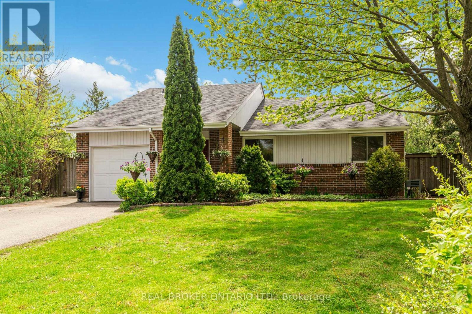 2873 Inlake Court, Mississauga, ON, L5N 2A4