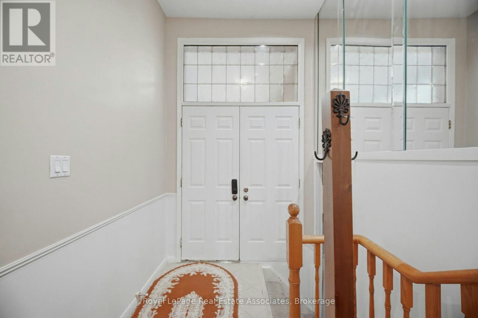 1636 Springwell Avenue, Mississauga, ON, L5J 3H9 - 6