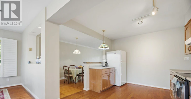 1636 Springwell Avenue, Mississauga, ON, L5J 3H9 - 16