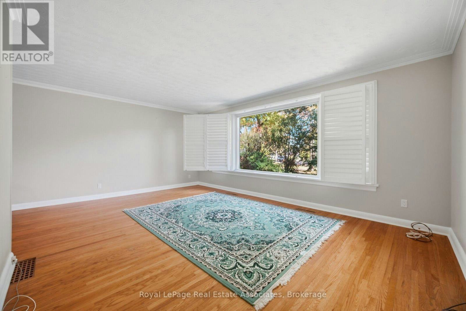 1636 Springwell Avenue, Mississauga, ON, L5J 3H9 - 9