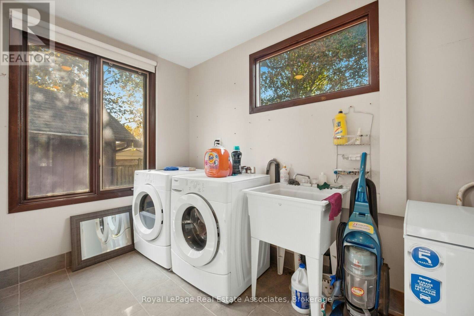 1636 Springwell Avenue, Mississauga, ON, L5J 3H9 - 25