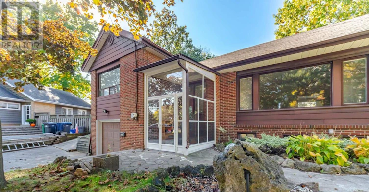 1636 Springwell Avenue, Mississauga, ON, L5J 3H9 - 4