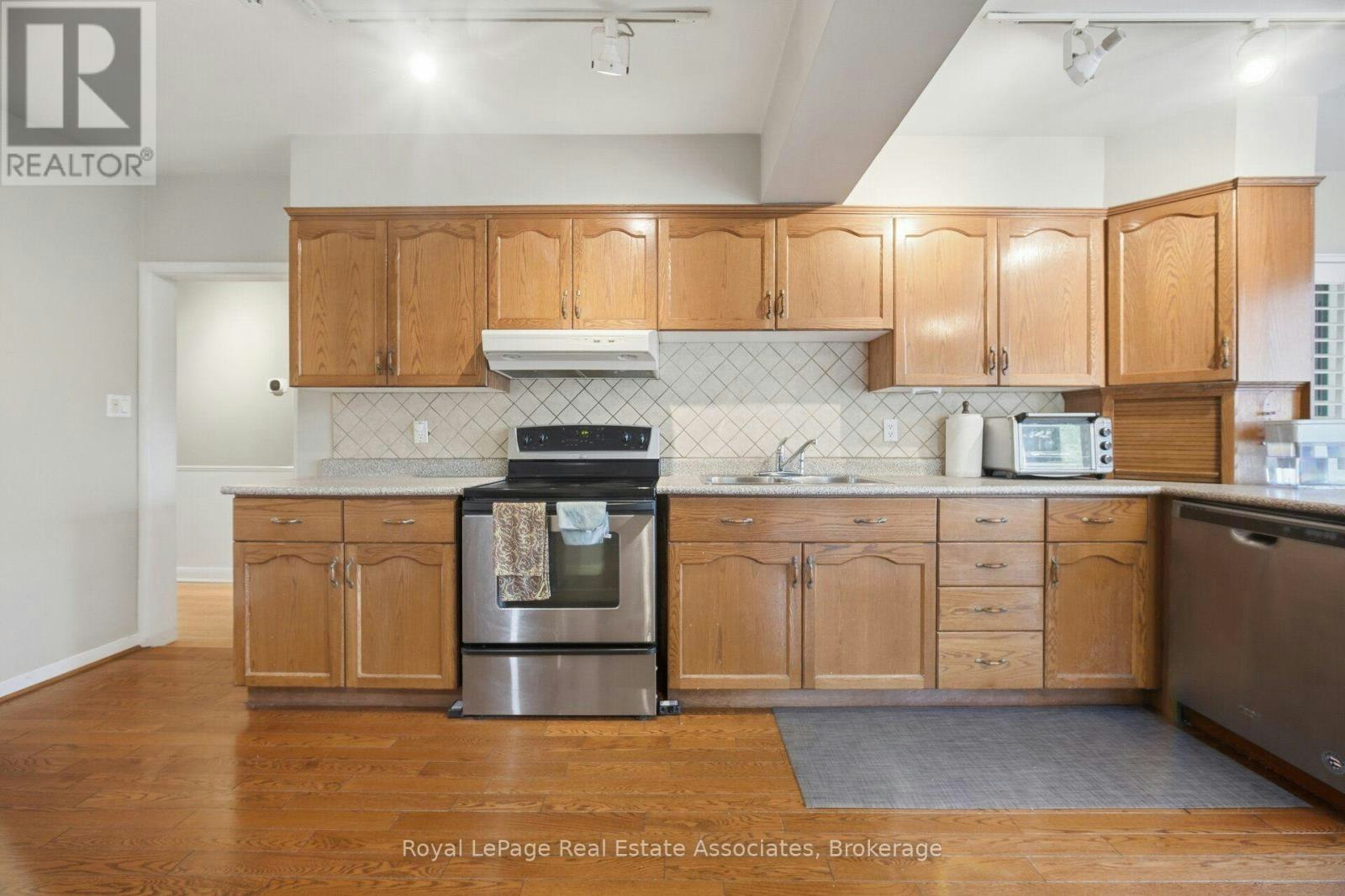1636 Springwell Avenue, Mississauga, ON, L5J 3H9 - 15