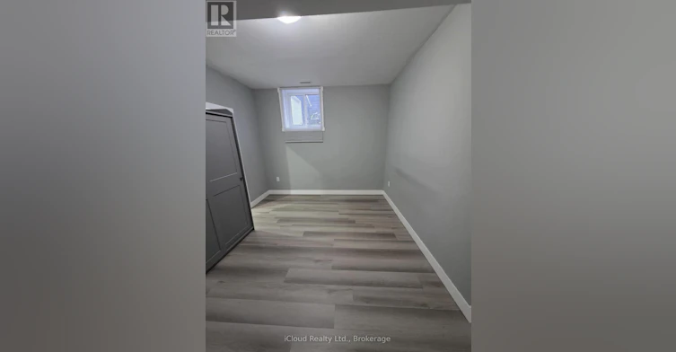 646 5th Street WEST, Hamilton, ON, L9C 3R2 - 4