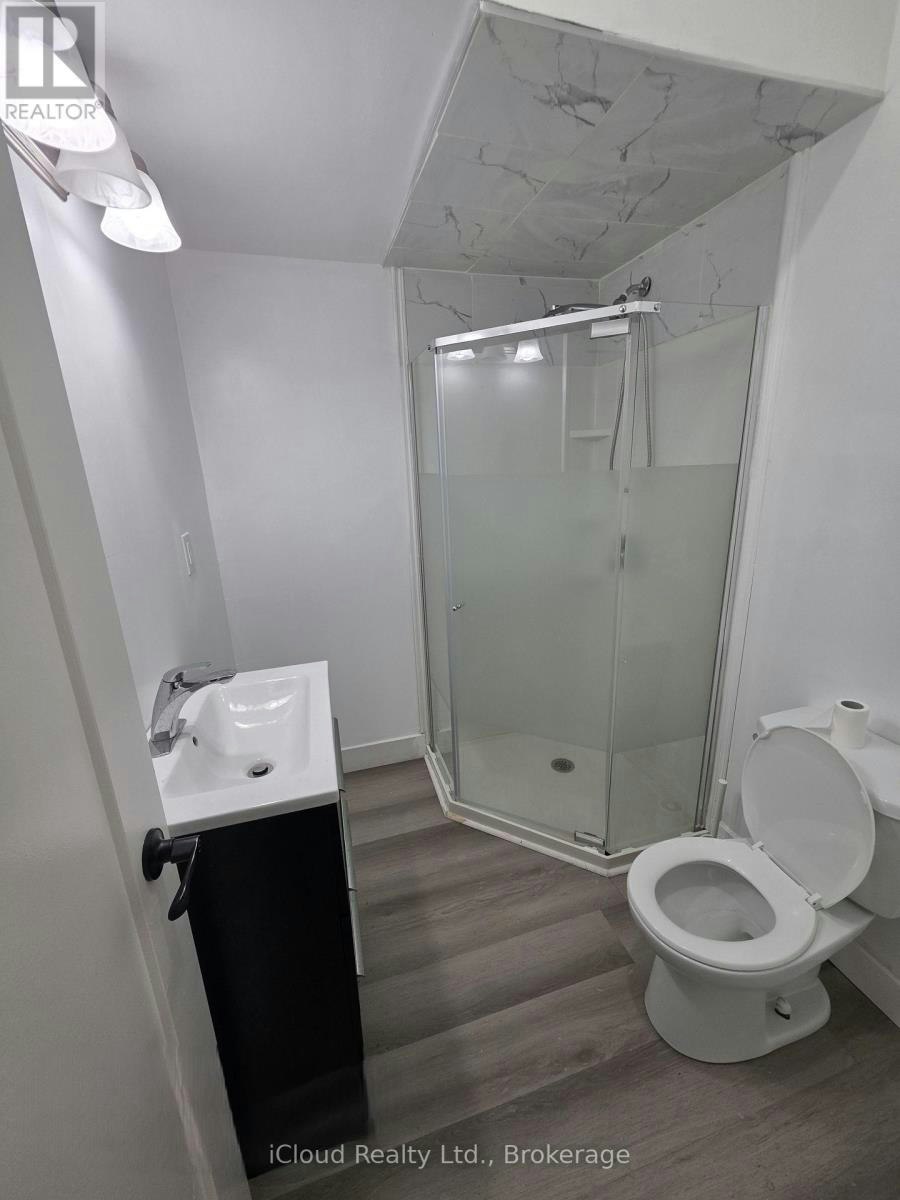 646 5th Street WEST, Hamilton, ON, L9C 3R2 - 11